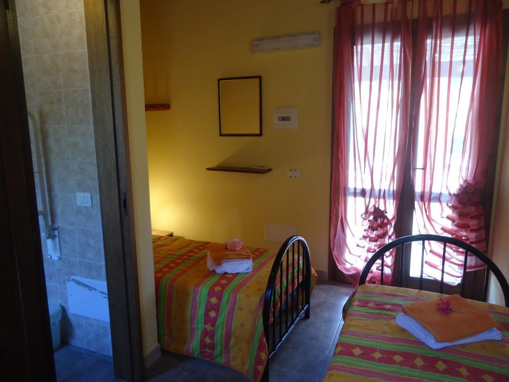 Bed and Breakfast Sumindulau Torre delle Stelle Exterior foto